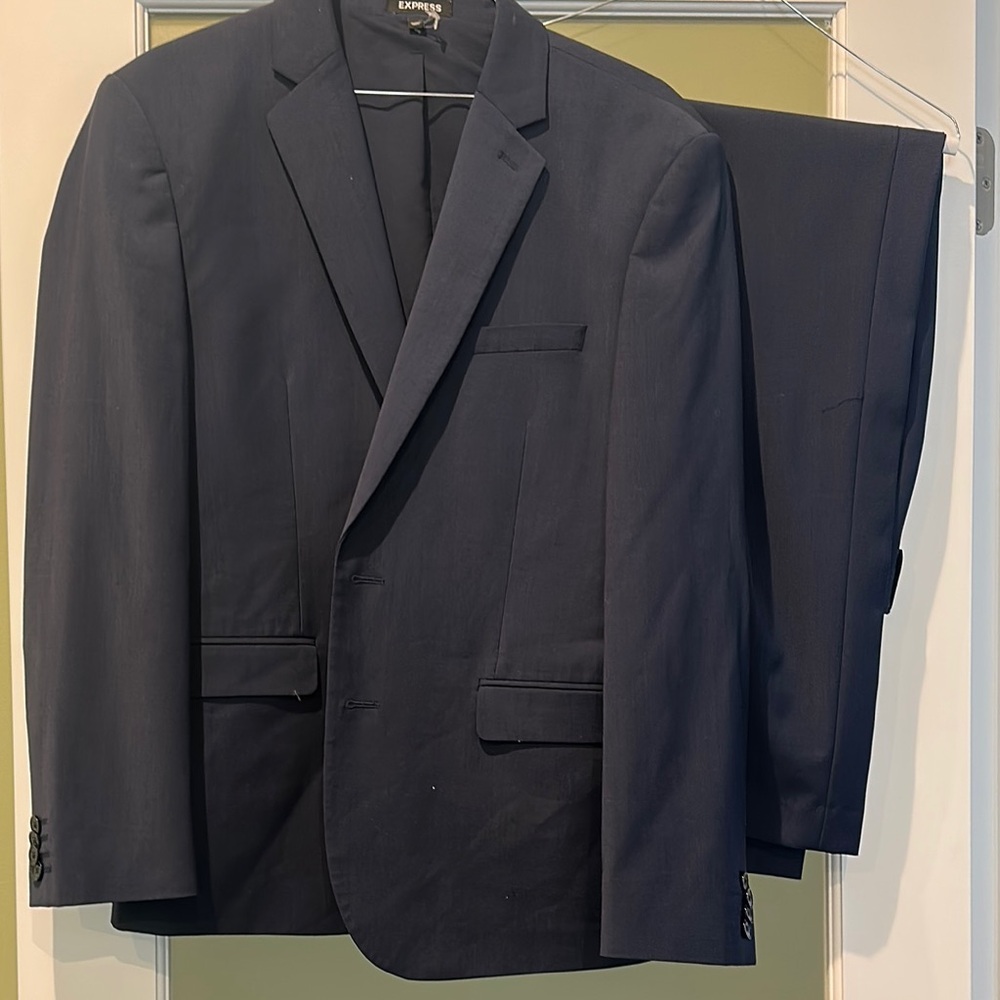 Express Men's Navy Suit extra slim fit 40s 32/30